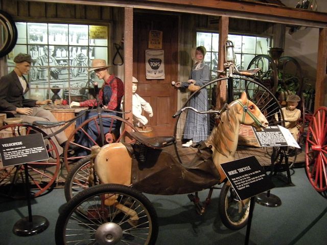 The-Car-and-Carriage-Caravan-Museum